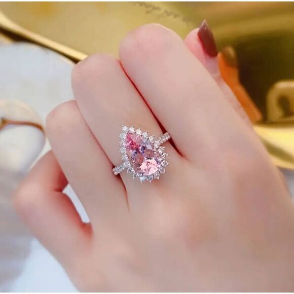 Romantic Pink crystal Cubic Zircon engagement ring - Picture 6 of 13